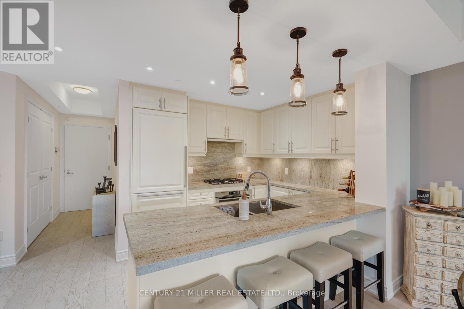 511 - 3500 Lakeshore Road W, Oakville, Ontario  L6L 0B4 - Photo 22 - W12418030