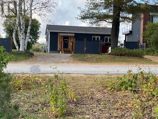 36 OTTAWA AVENUE, south river, Ontario