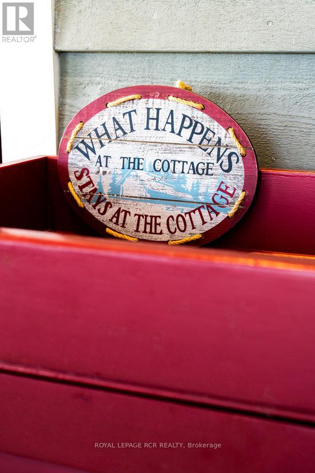 798377 Third Line, Mulmur, Ontario  L9V 0H8 - Photo 16 - X12418002