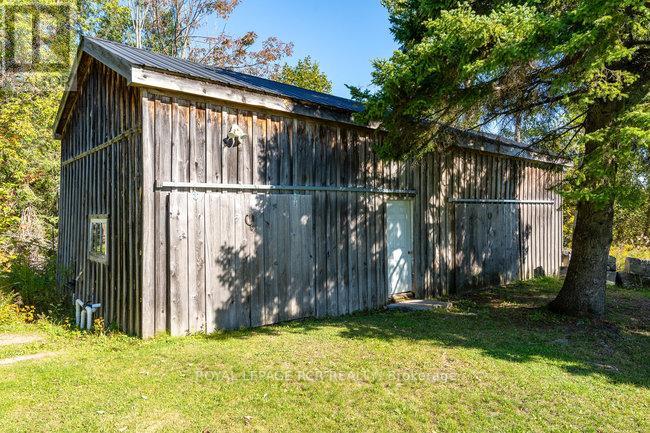 798377 Third Line, Mulmur, Ontario  L9V 0H8 - Photo 26 - X12418002