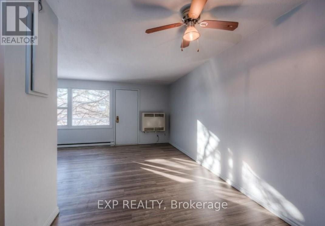 42 - 1200 Courtland Avenue E, Kitchener, Ontario  N2C 1K7 - Photo 4 - X12418020