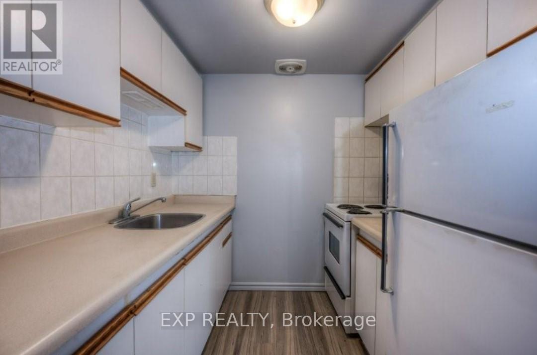42 - 1200 Courtland Avenue E, Kitchener, Ontario  N2C 1K7 - Photo 7 - X12418020