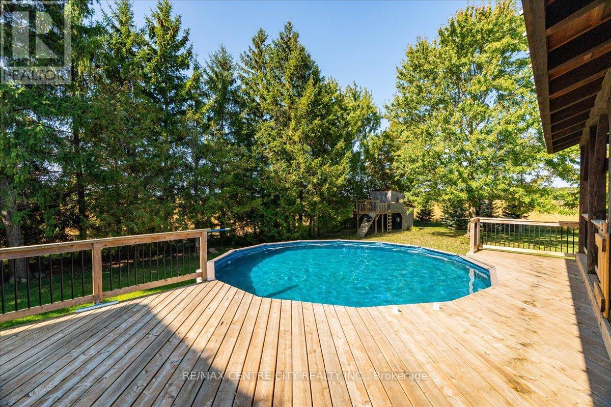 9516 Argyle Street E, North Middlesex, Ontario  N0M 1A0 - Photo 19 - X12418015