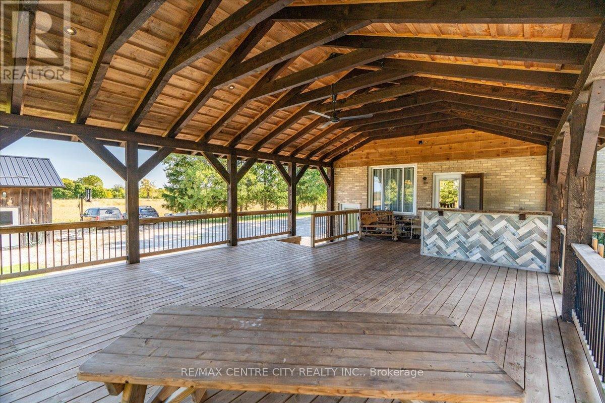 9516 Argyle Street E, North Middlesex, Ontario  N0M 1A0 - Photo 16 - X12418015