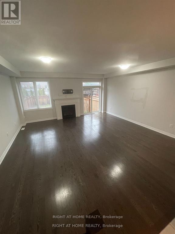 2051 Dale Road, Innisfil, Ontario  L9S 0J8 - Photo 4 - N12370147