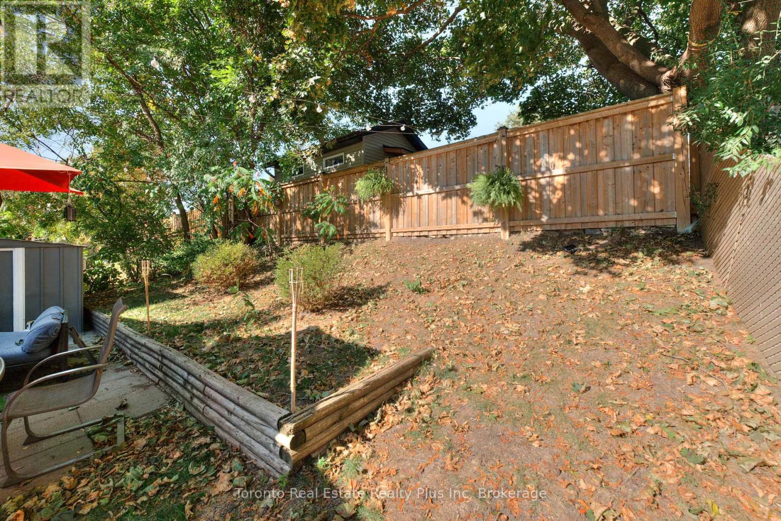 62 Greendale Crescent, Kitchener, Ontario  N2A 2R6 - Photo 32 - X12418052