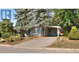 62 GREENDALE CRESCENT, Kitchener, Ontario