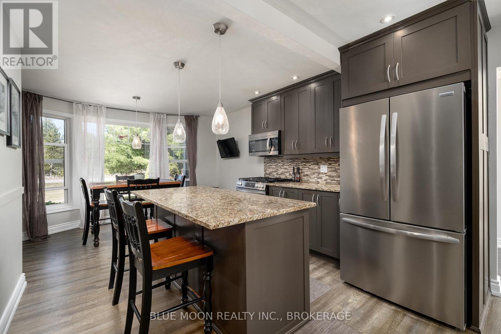 632 Love Road, Loyalist, Ontario  K0K 3N0 - Photo 15 - X12418067