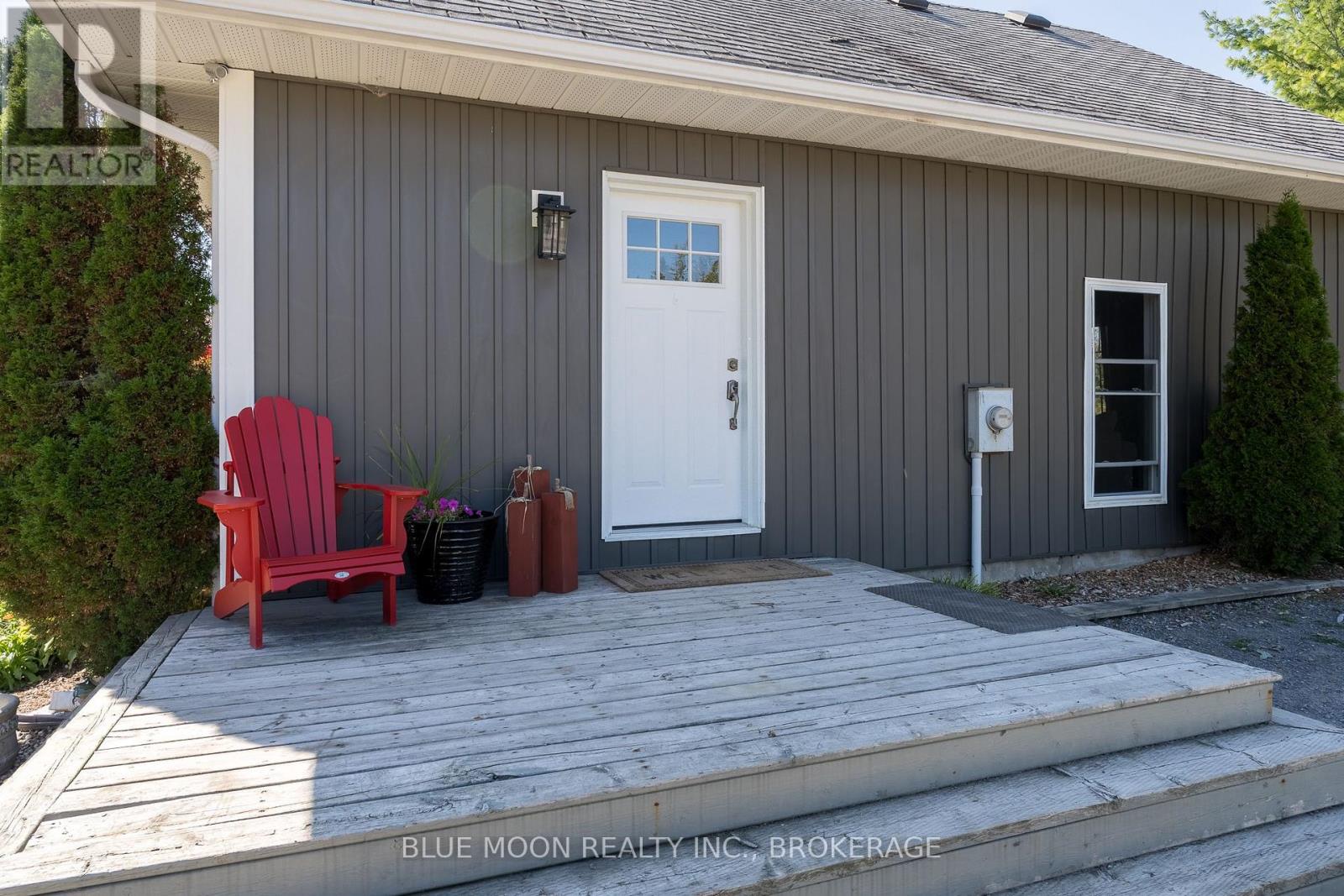 632 Love Road, Loyalist, Ontario  K0K 3N0 - Photo 7 - X12418067