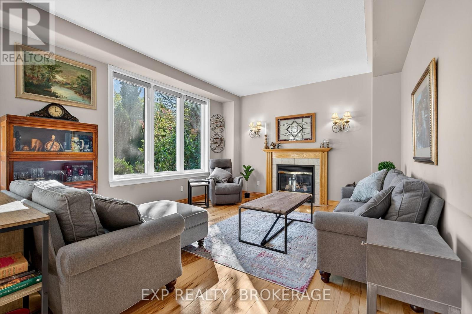 230 Honeywood Avenue, Kingston, Ontario  K7K 7L4 - Photo 10 - X12418070