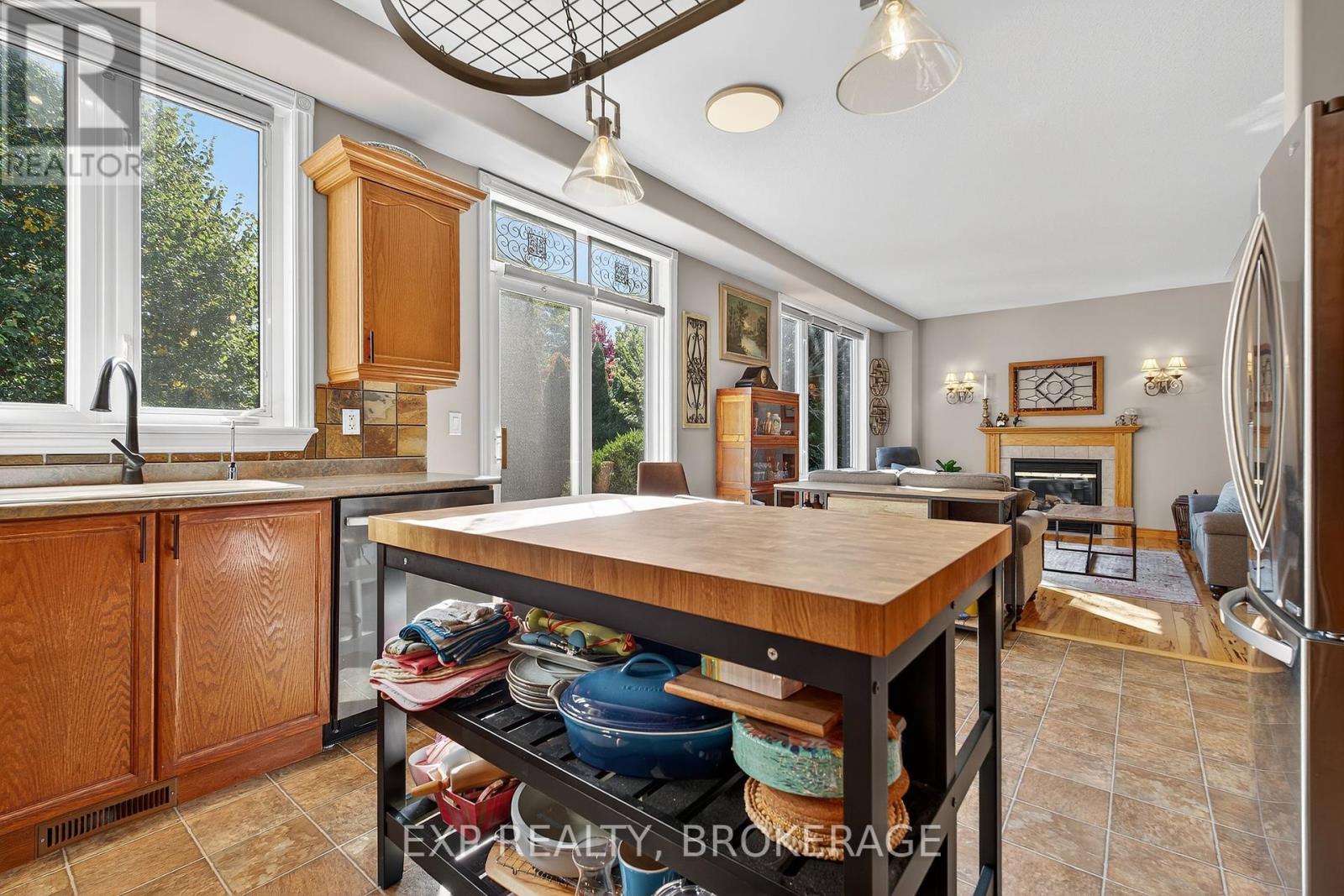 230 Honeywood Avenue, Kingston, Ontario  K7K 7L4 - Photo 18 - X12418070