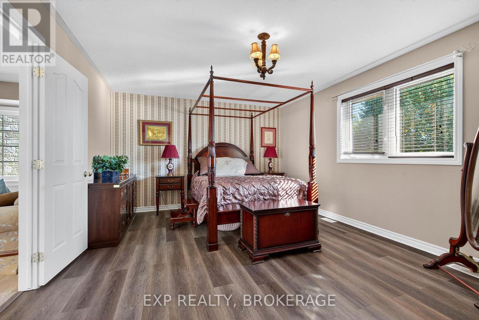 230 Honeywood Avenue, Kingston, Ontario  K7K 7L4 - Photo 24 - X12418070