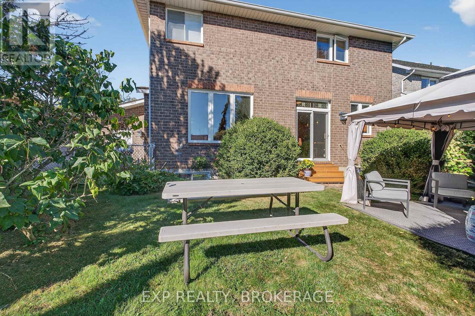 230 Honeywood Avenue, Kingston, Ontario  K7K 7L4 - Photo 42 - X12418070