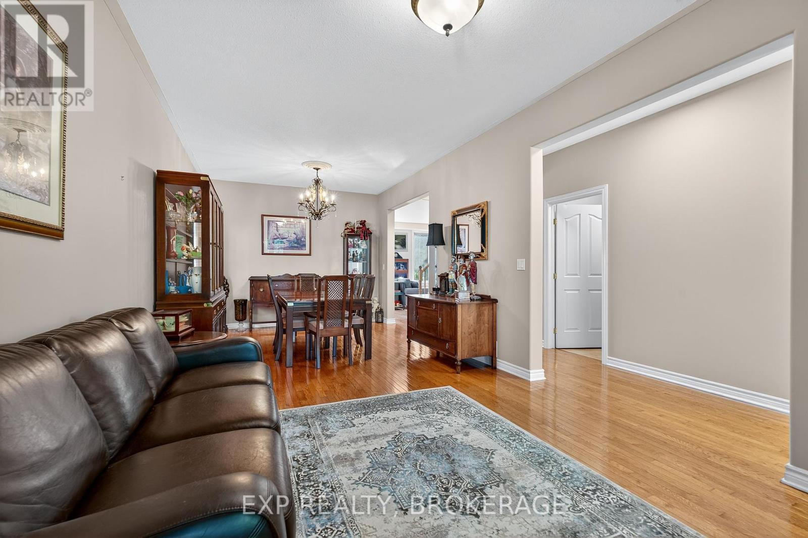 230 Honeywood Avenue, Kingston, Ontario  K7K 7L4 - Photo 7 - X12418070