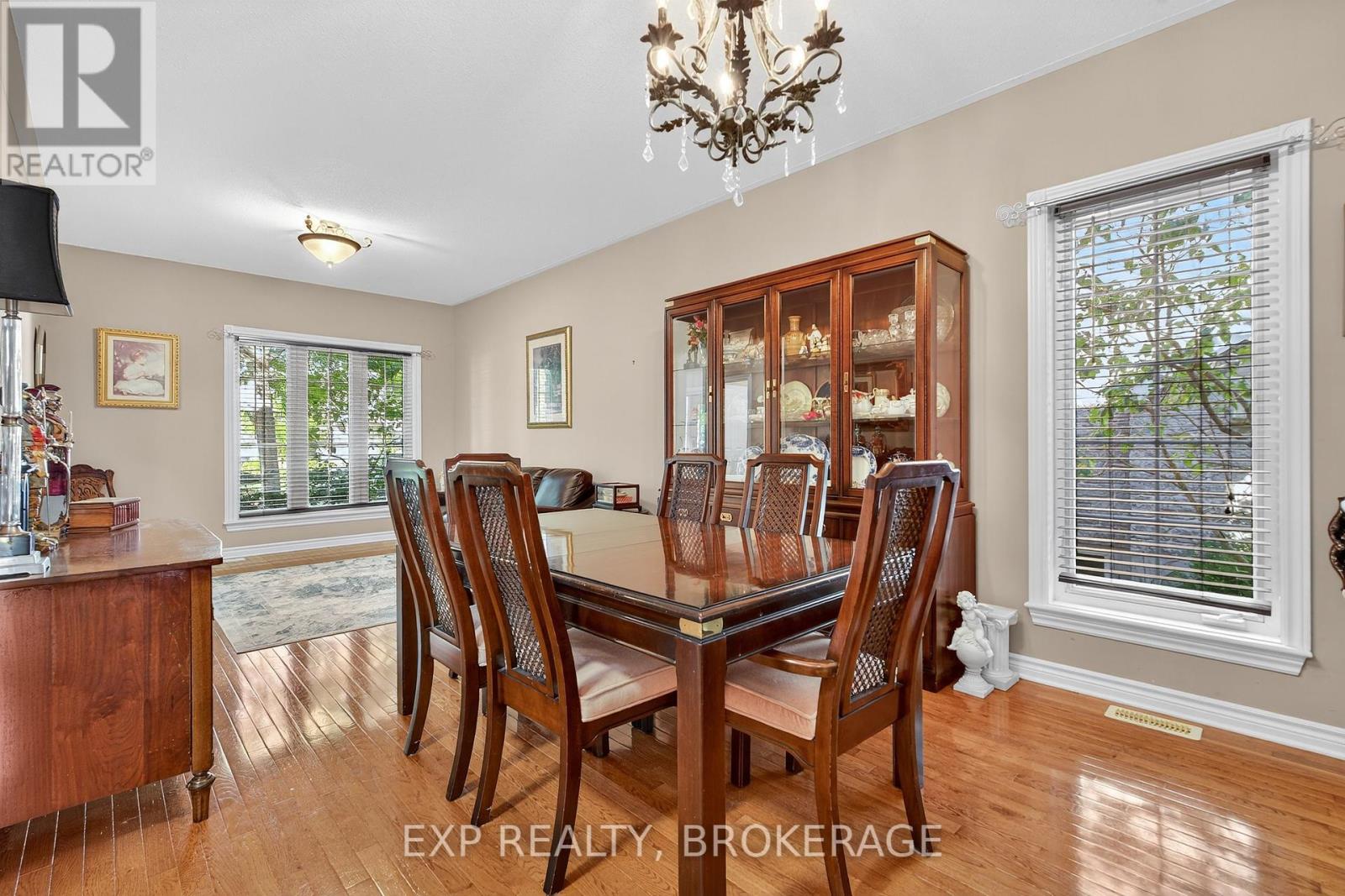230 Honeywood Avenue, Kingston, Ontario  K7K 7L4 - Photo 9 - X12418070