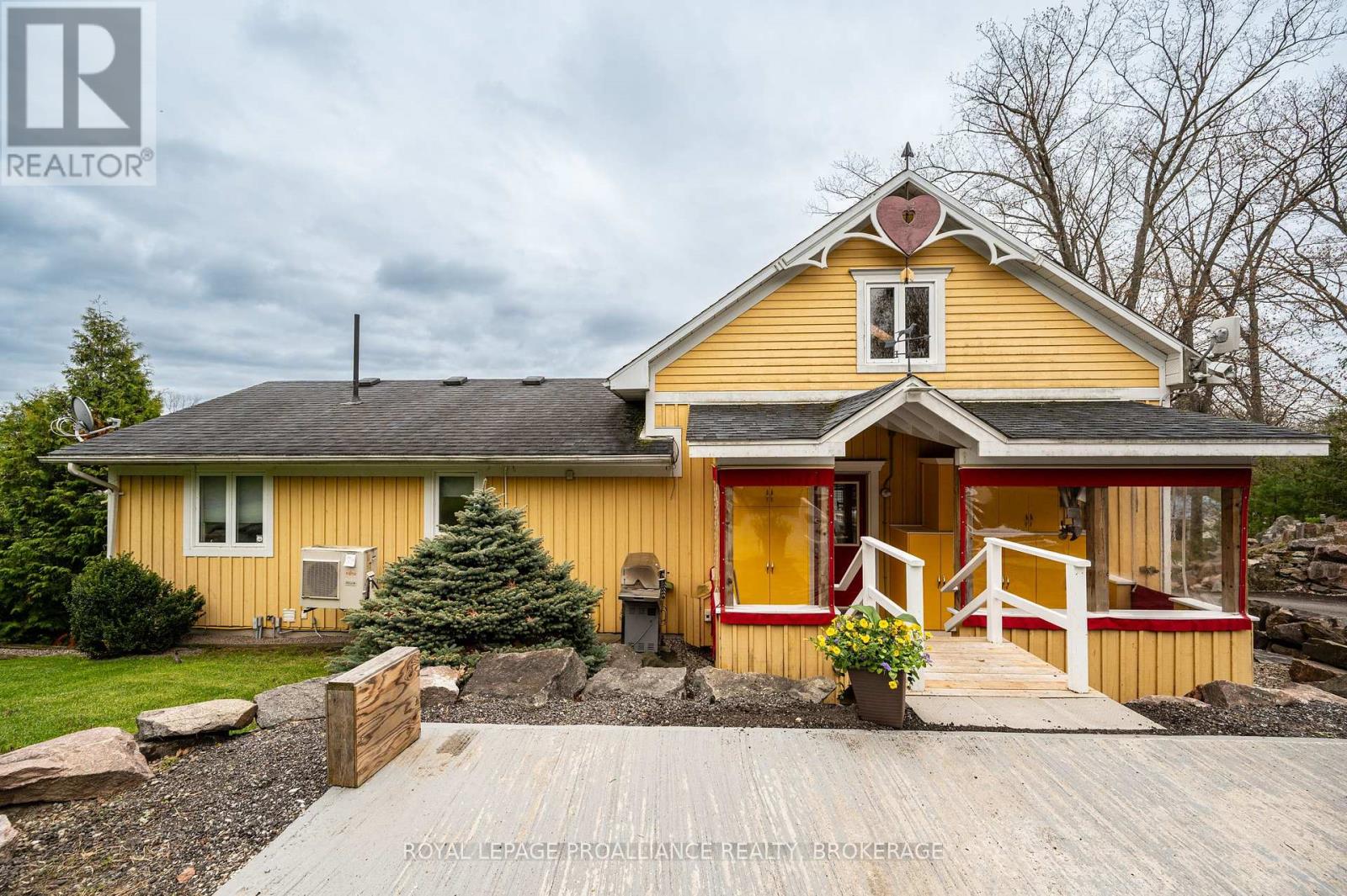 146 River Road, Front Of Leeds & Seeleys Bay, Ontario  K0E 1L0 - Photo 43 - X12418088