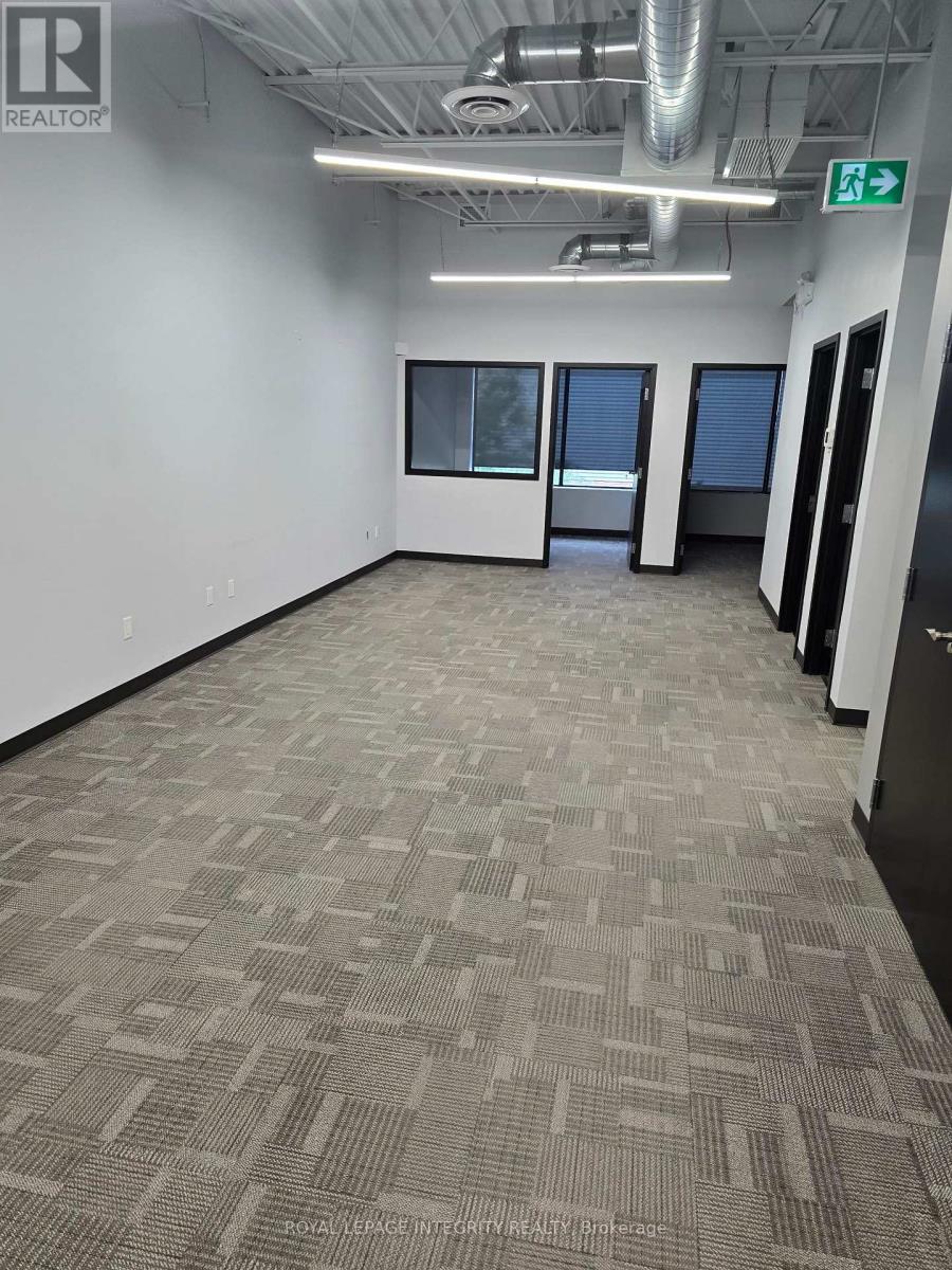 210 - 2310 ST LAURENT BOULEVARD N, ottawa, Ontario