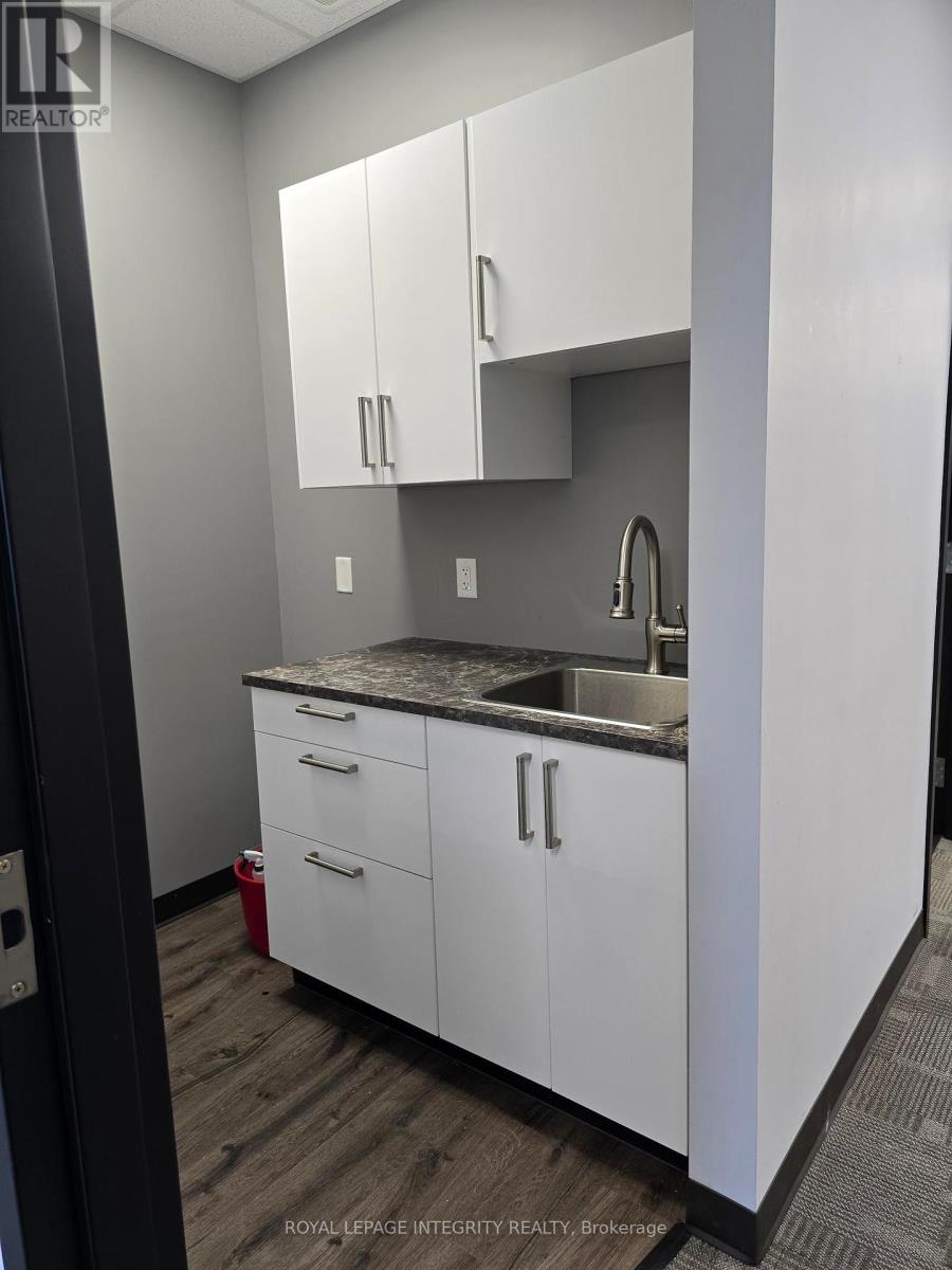 Unknown Address, ,     - Photo 5 - X12418093