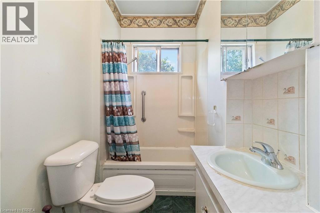 50 Graham Avenue, Brantford, Ontario  N3T 1C5 - Photo 35 - 40770981
