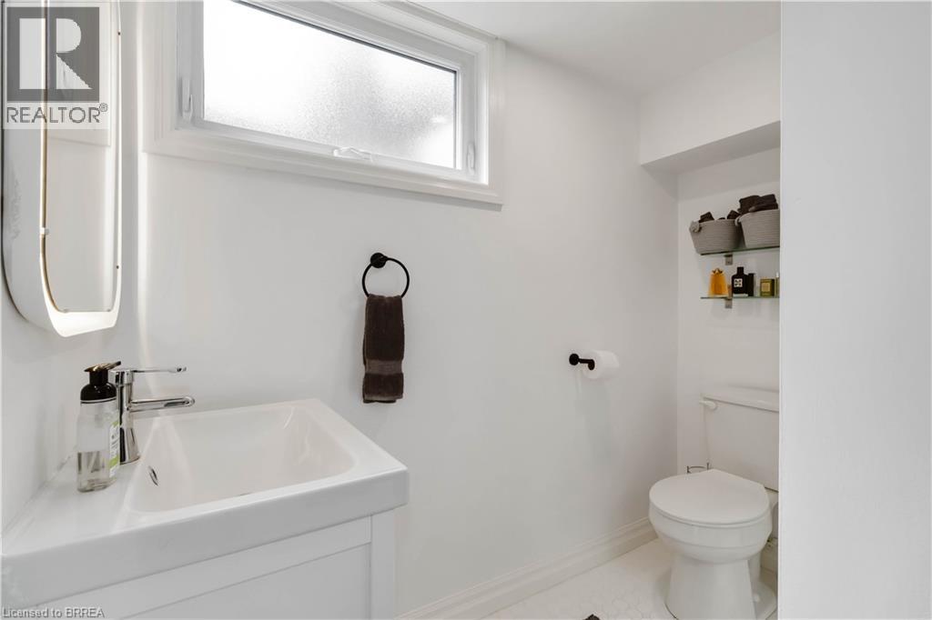232 Paris Road E, Brantford, Ontario  N3R 1J4 - Photo 27 - 40763325