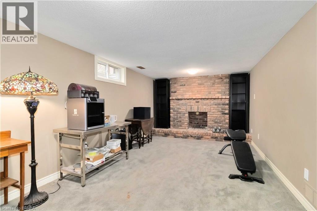 232 Paris Road E, Brantford, Ontario  N3R 1J4 - Photo 35 - 40763325