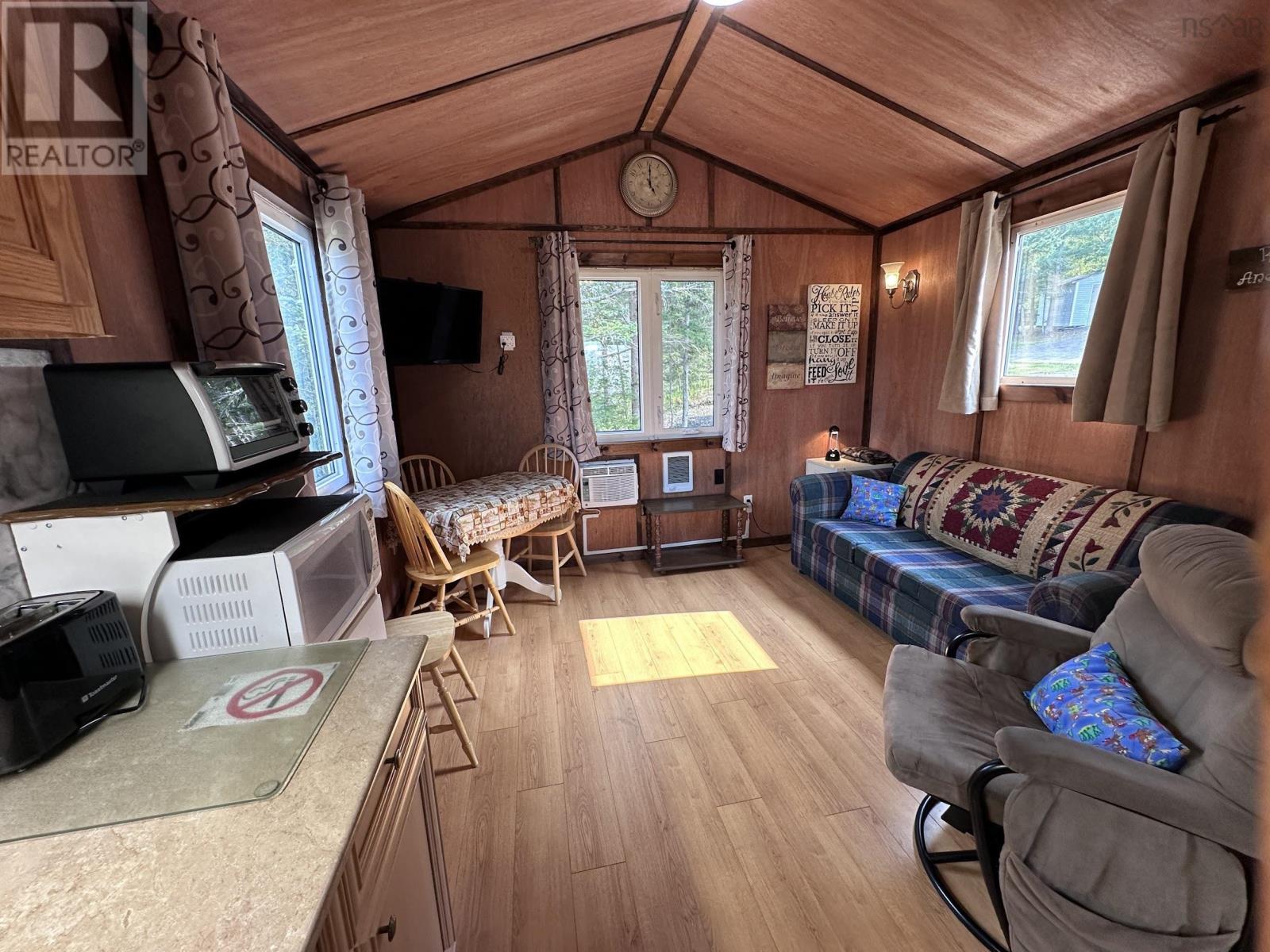 2844 Highway 215, Moose Brook, Nova Scotia  B0N 2R0 - Photo 8 - 202522880