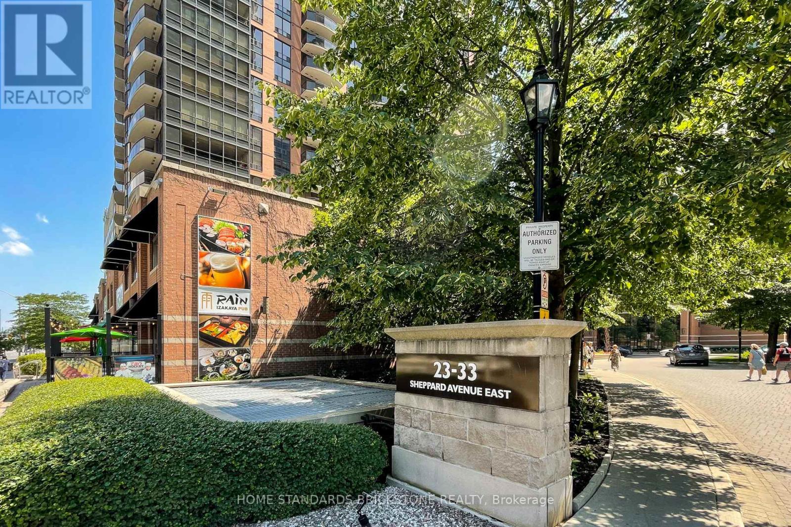 2712 - 33 SHEPPARD AVENUE E, Toronto, Ontario