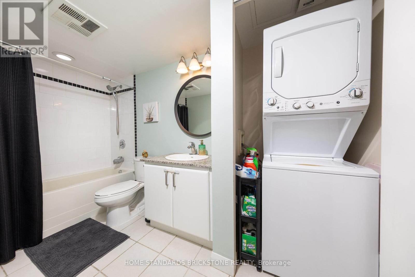 2712 - 33 Sheppard Avenue E, Toronto, Ontario  M2N 7K1 - Photo 16 - C12418069