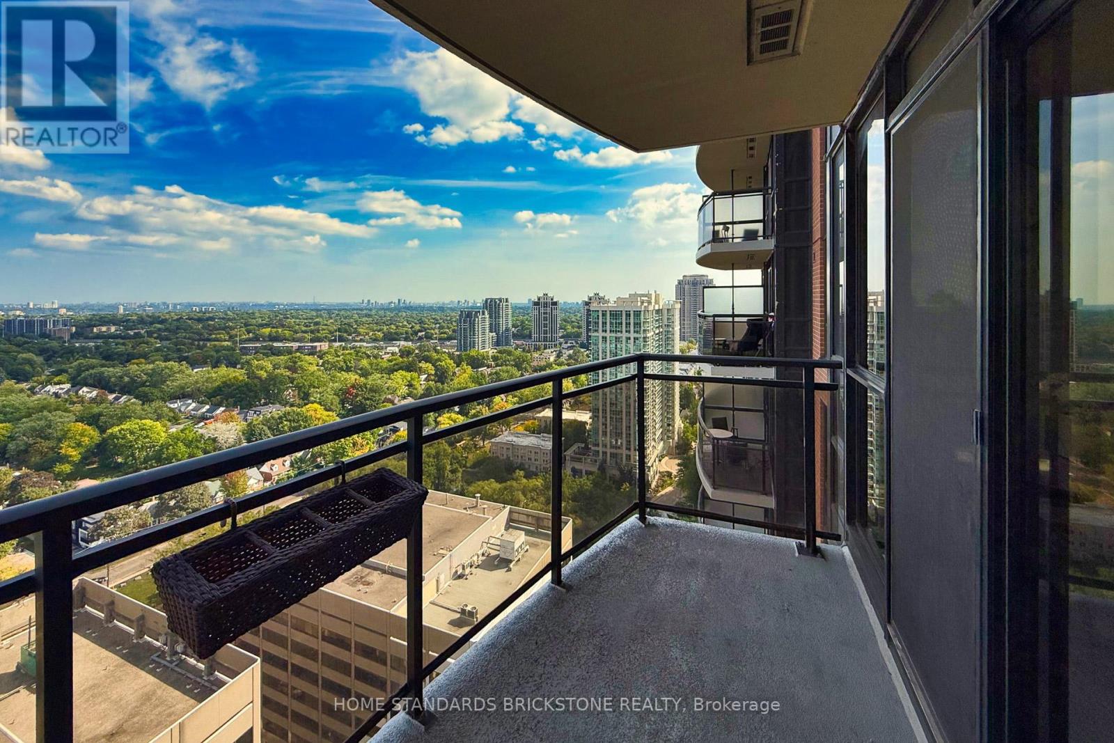 2712 - 33 Sheppard Avenue E, Toronto, Ontario  M2N 7K1 - Photo 17 - C12418069