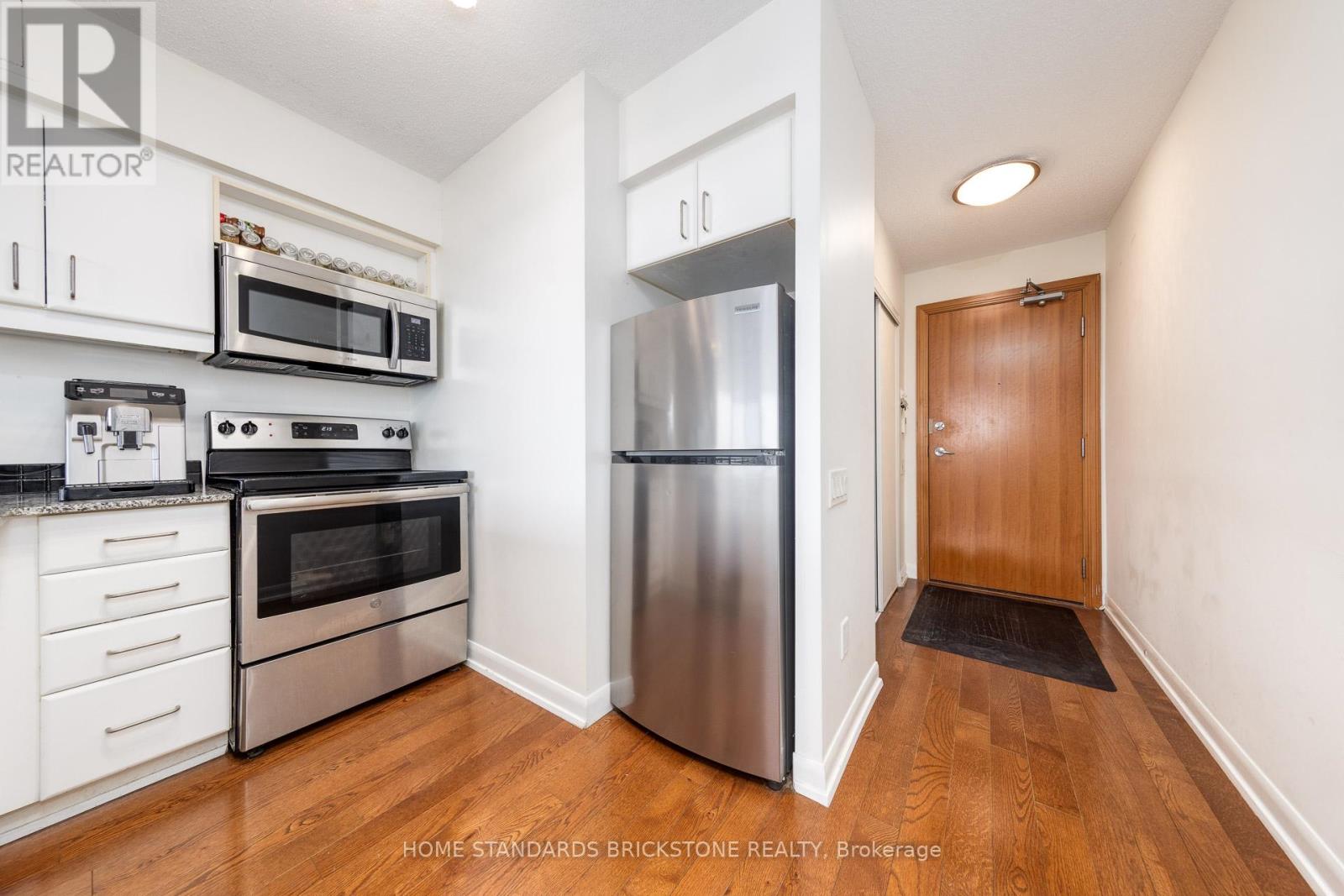 2712 - 33 Sheppard Avenue E, Toronto, Ontario  M2N 7K1 - Photo 3 - C12418069