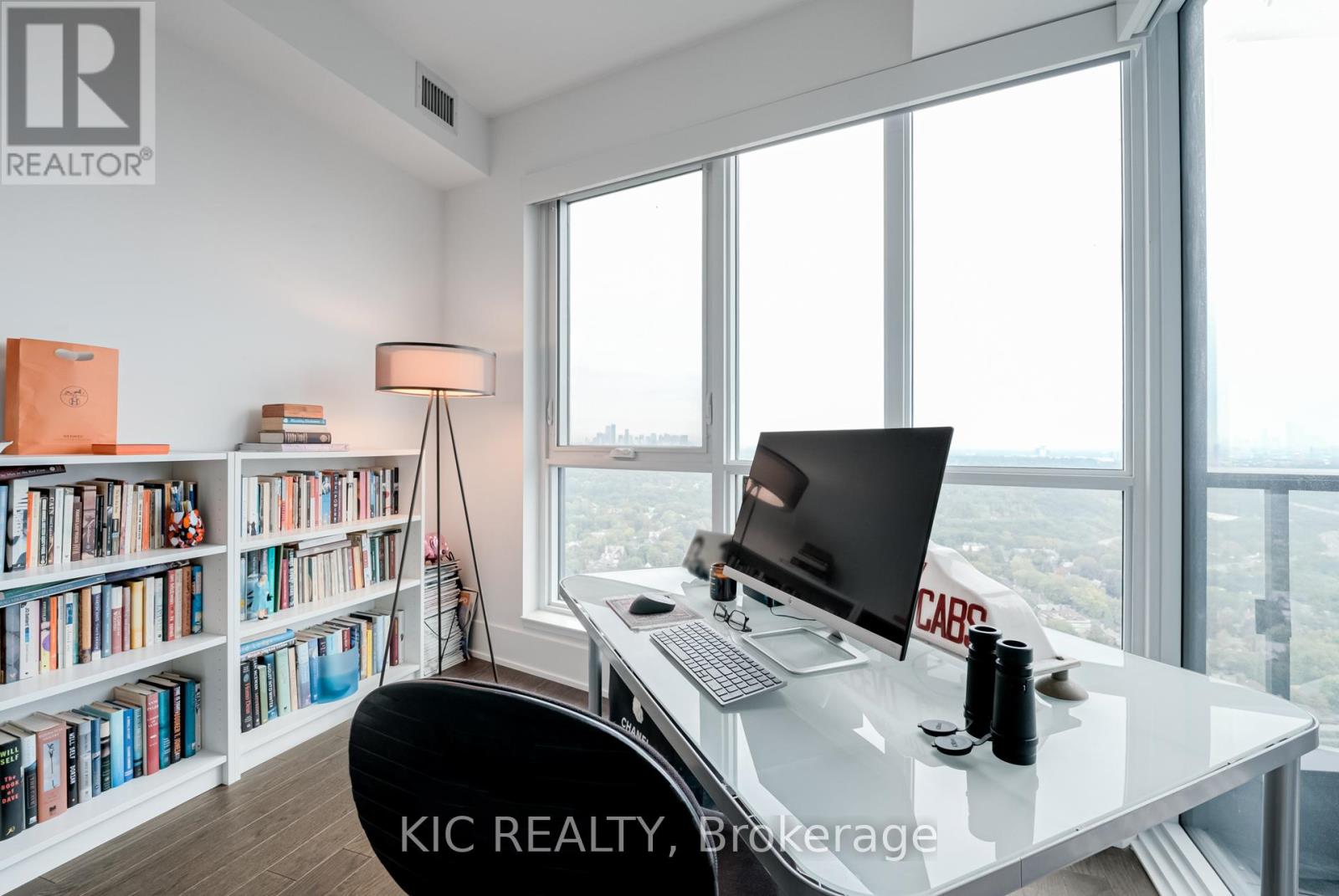 3923 - 585 Bloor Street E, Toronto (North St. James Town), Ontario  M4W 0B3 - Photo 28 - C12418101