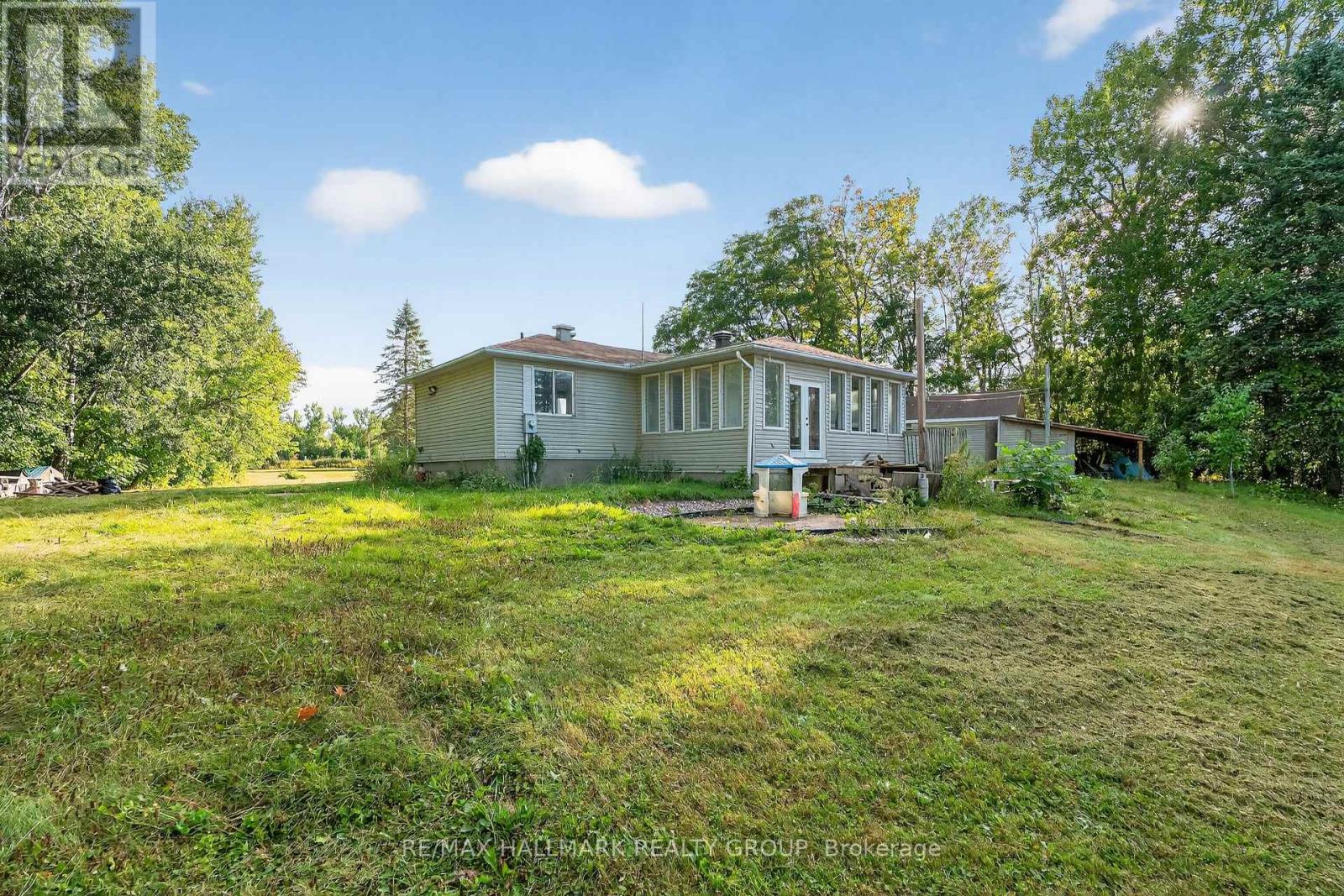 3855 Old Highway 17, Clarence-Rockland, Ontario  K4K 1W2 - Photo 34 - X12380559