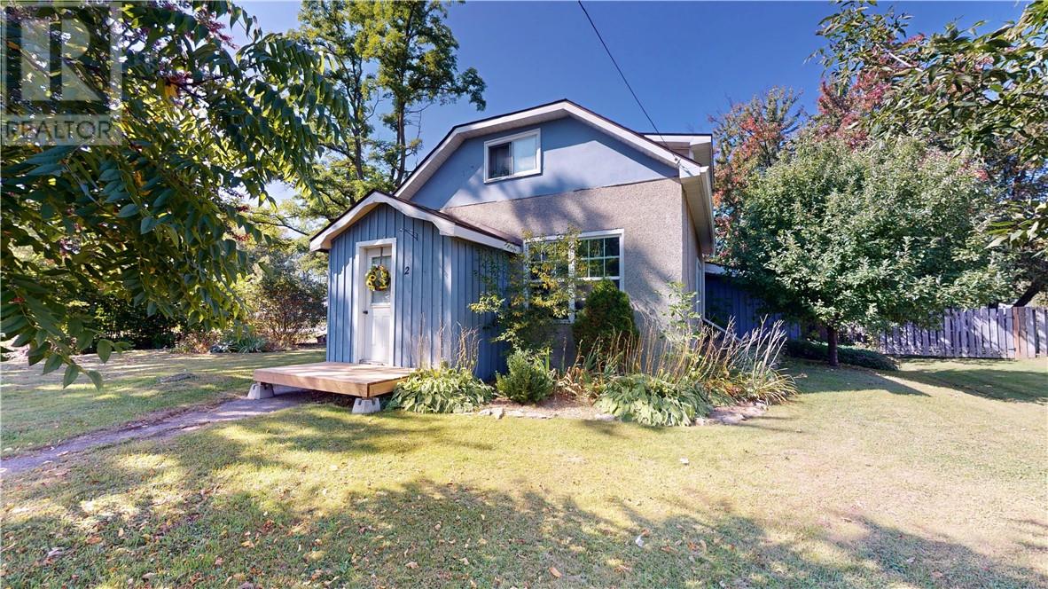 2 Wilson Street W., Little Current, Ontario  P0P 1K0 - Photo 1 - 2124718