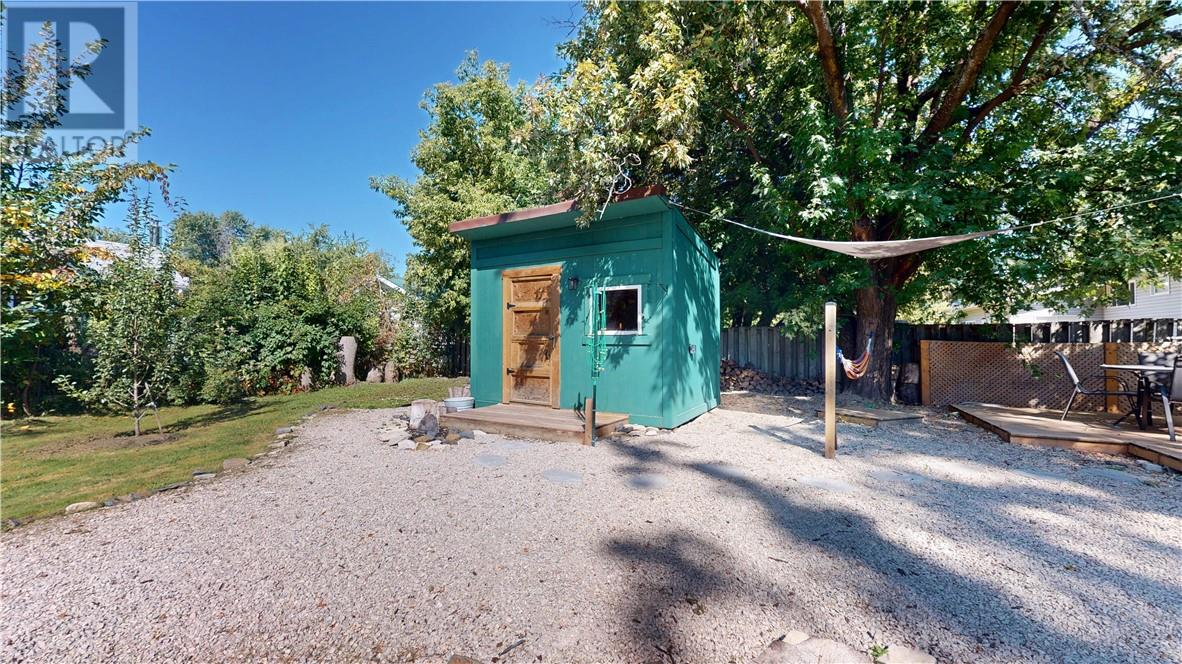 2 Wilson Street W., Little Current, Ontario  P0P 1K0 - Photo 17 - 2124718