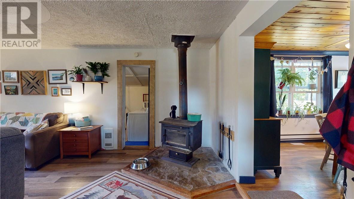 2 Wilson Street W., Little Current, Ontario  P0P 1K0 - Photo 25 - 2124718