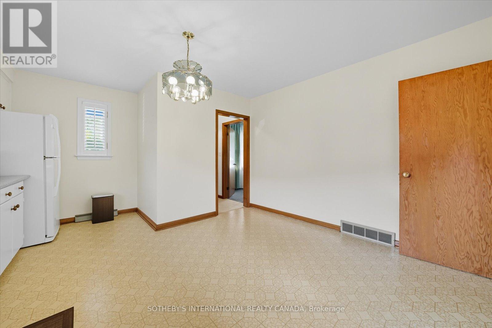 179 Cromwell Avenue, Oshawa, Ontario  L1J 4T7 - Photo 15 - E12418097