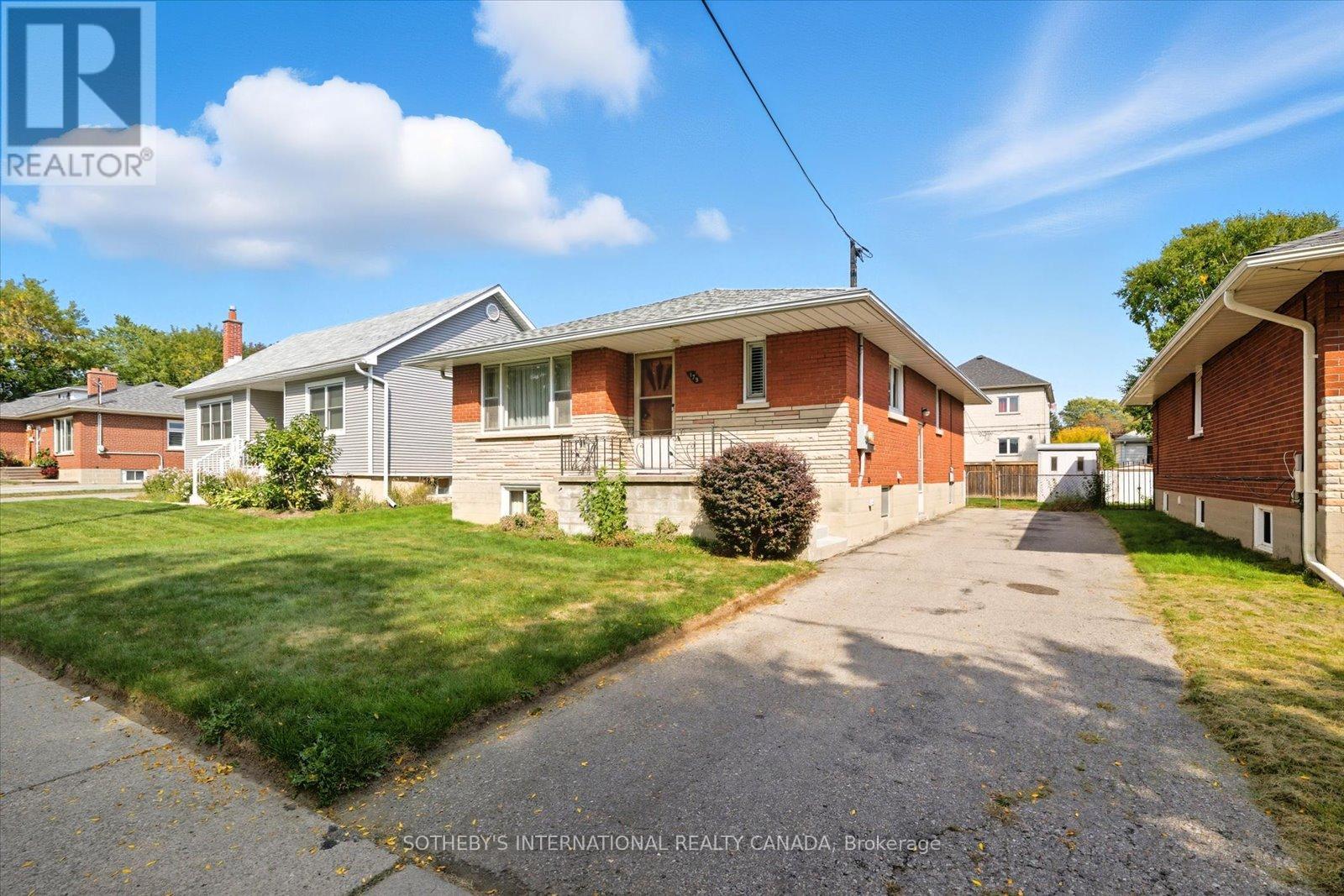 179 Cromwell Avenue, Oshawa, Ontario  L1J 4T7 - Photo 3 - E12418097