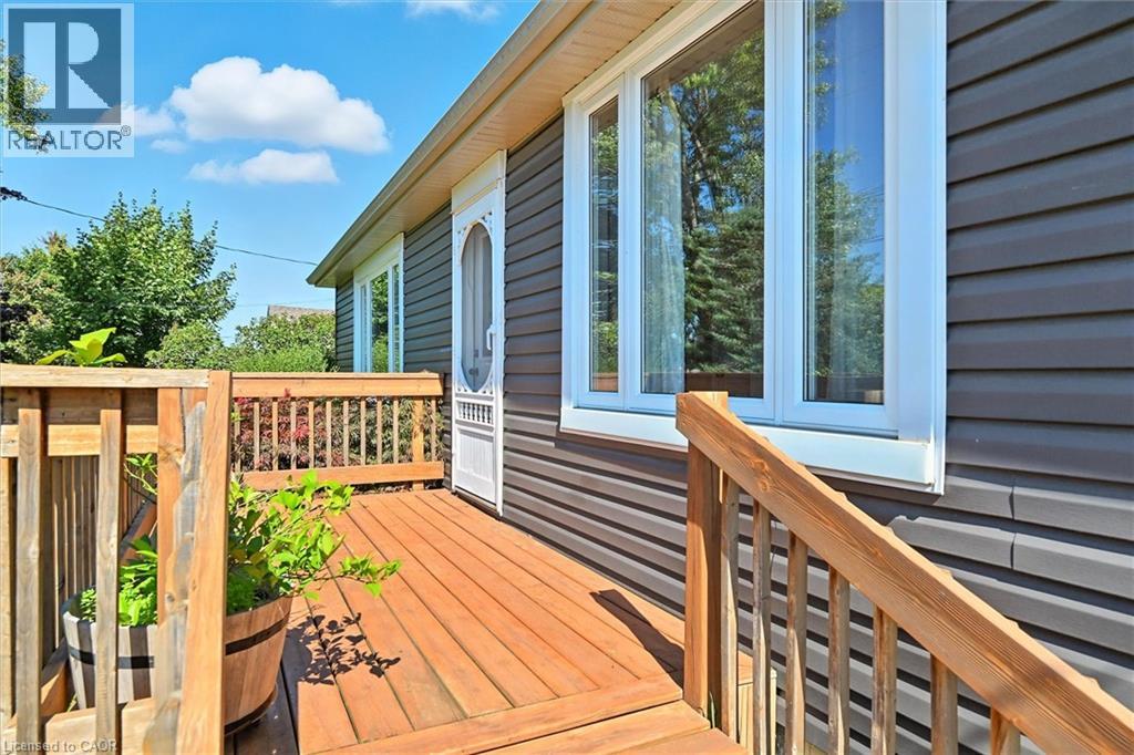 8554 Haldibrook Road, Mount Hope, Ontario  N3W 2G8 - Photo 3 - 40765368