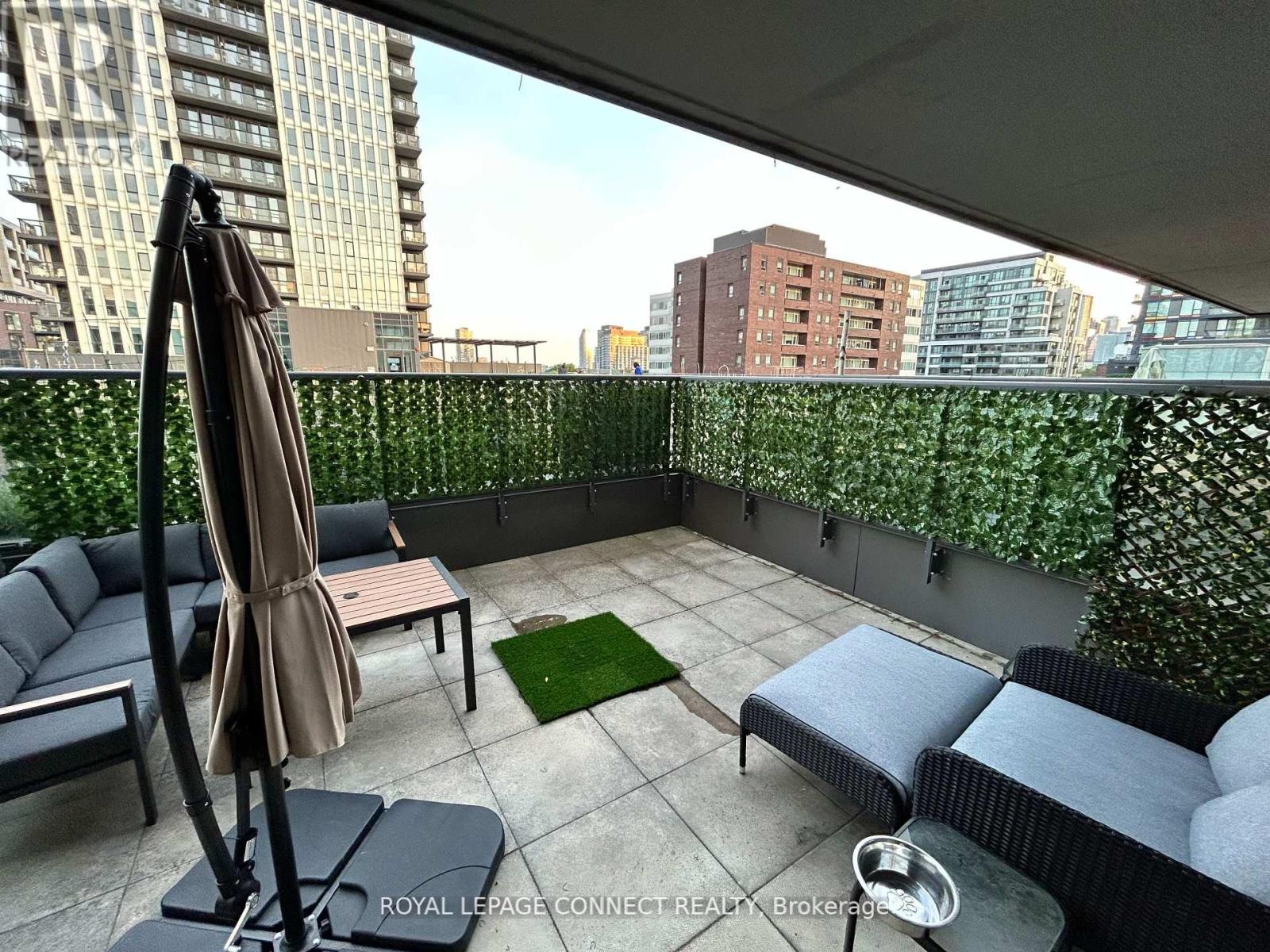 518 - 170 SUMACH STREET, Toronto, Ontario
