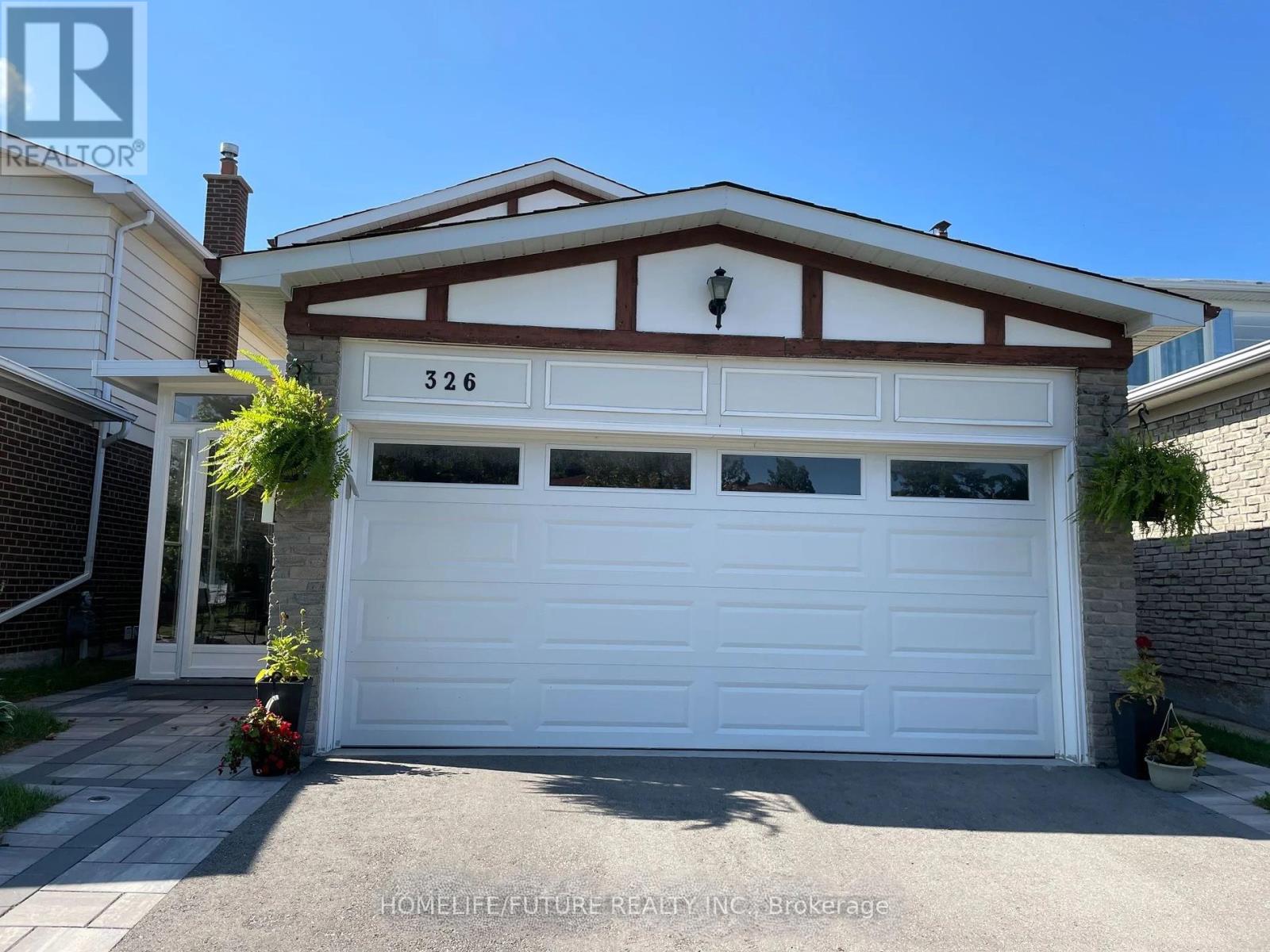 326 CHARTLAND BOULEVARD S, Toronto, Ontario