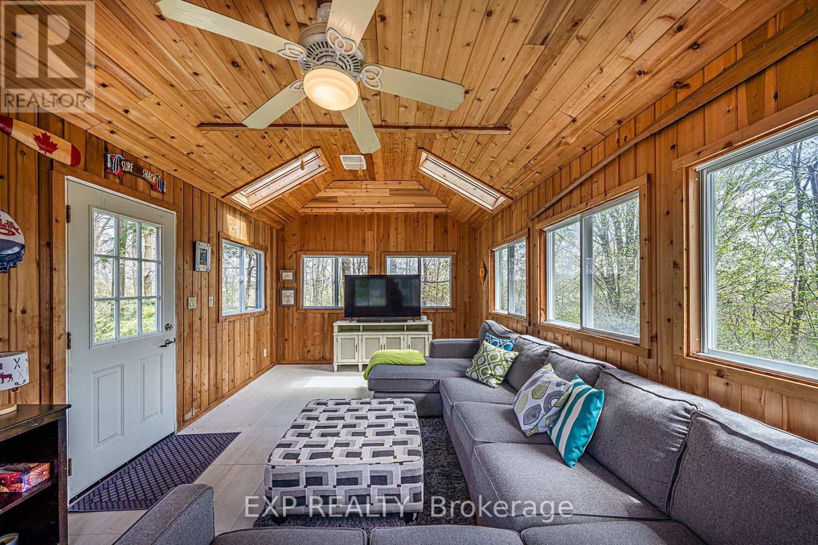 7 Valley Trail, East Gwillimbury, Ontario  L3Y 4V8 - Photo 44 - N12418094