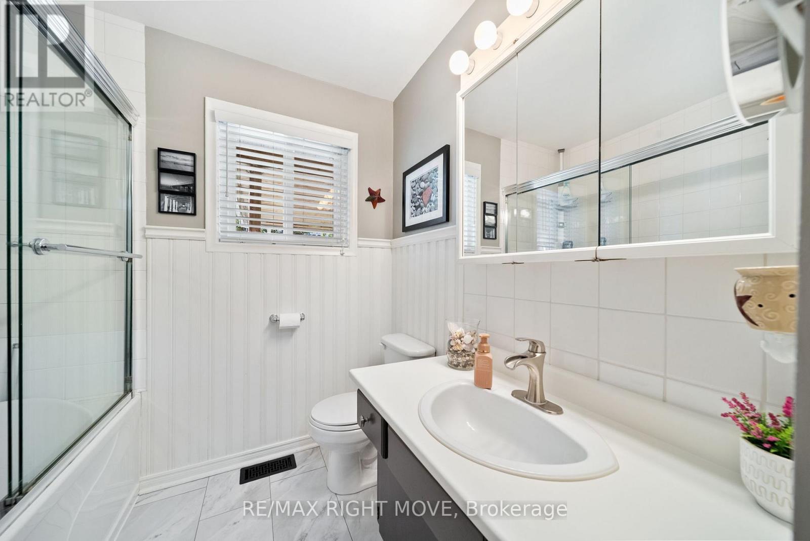 68 Quinn Avenue, Orillia, Ontario  L3V 3H5 - Photo 13 - S12418077