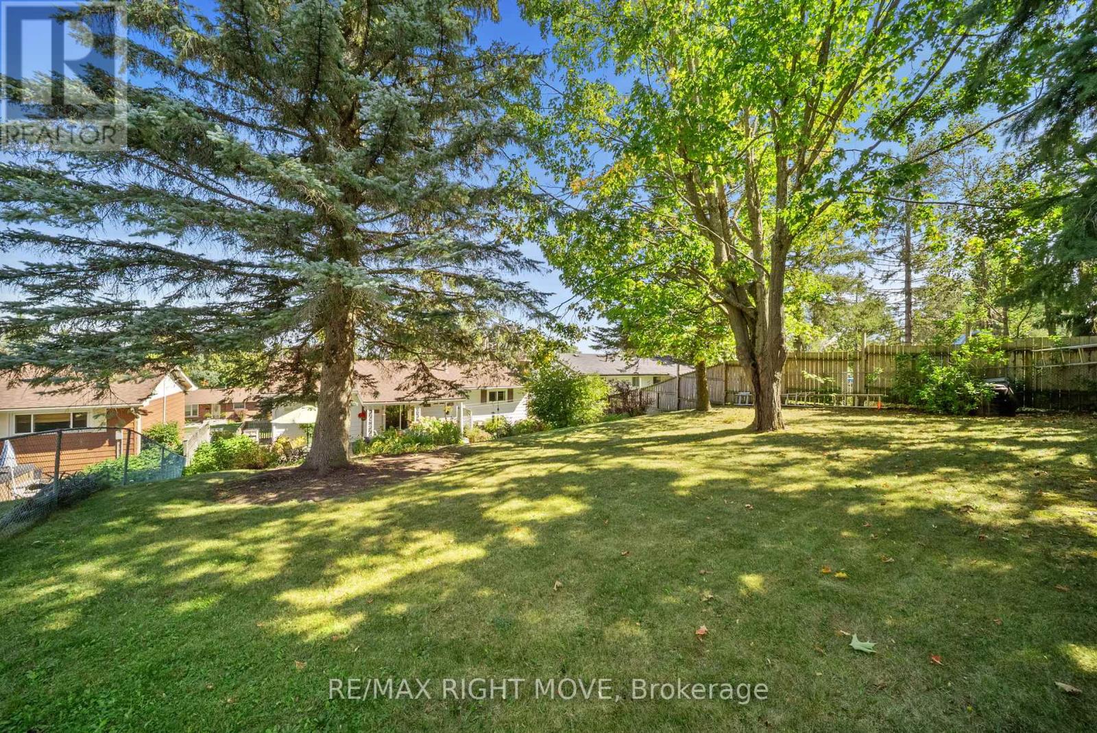 68 Quinn Avenue, Orillia, Ontario  L3V 3H5 - Photo 30 - S12418077