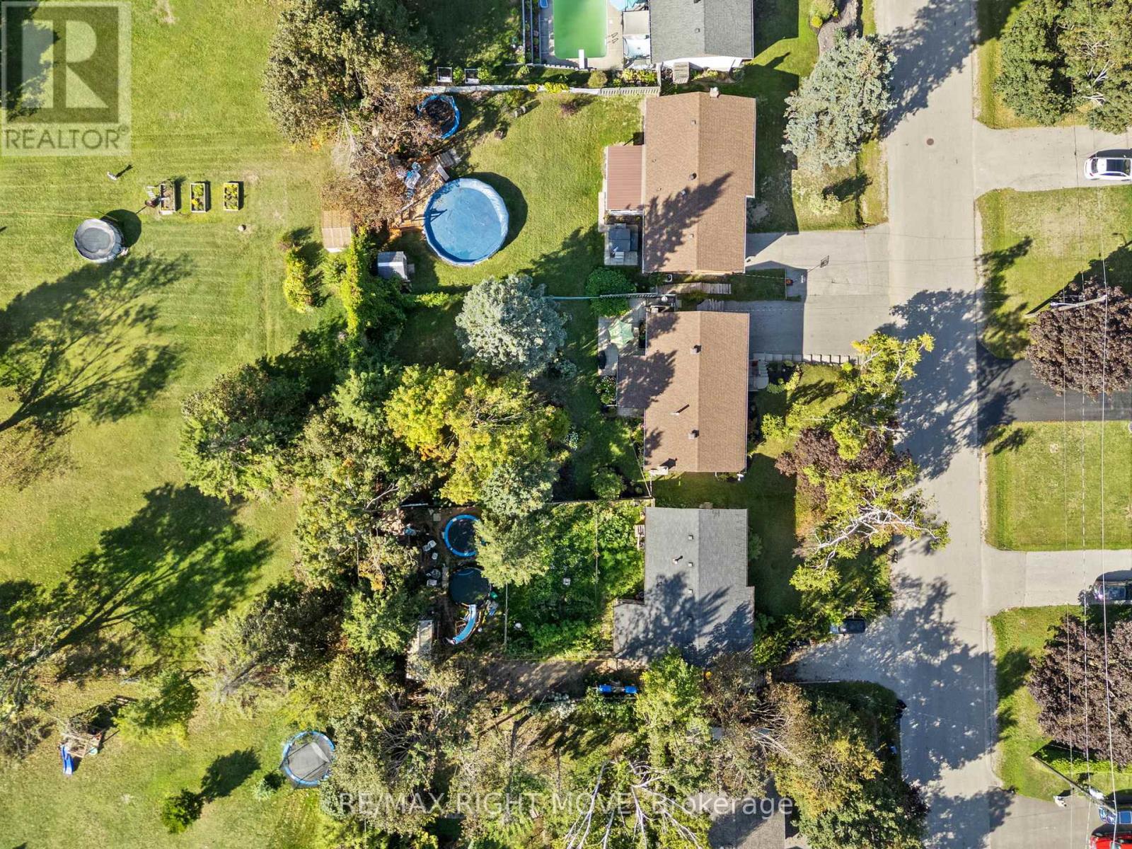 68 Quinn Avenue, Orillia, Ontario  L3V 3H5 - Photo 32 - S12418077