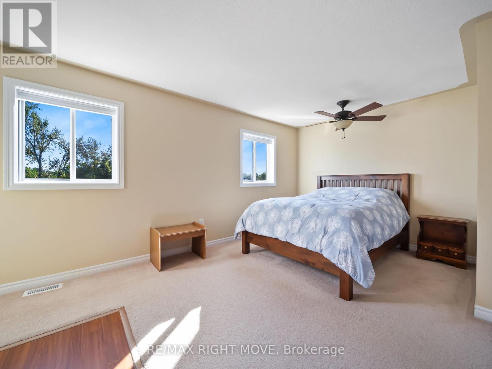 20 Michelle Drive, Orillia, Ontario L3V 0B4 - Photo 20 - S12418107