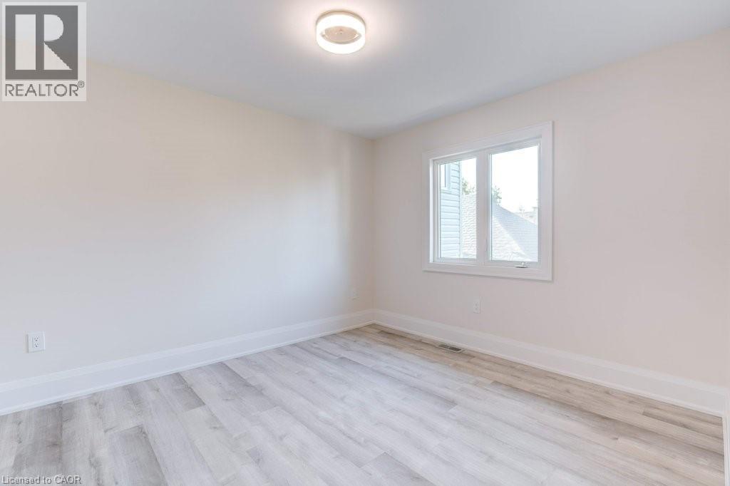 38 East 16th Street, Hamilton, Ontario  L9A 4H9 - Photo 29 - 40771785