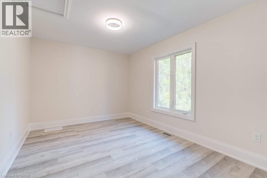 38 East 16th Street, Hamilton, Ontario  L9A 4H9 - Photo 30 - 40771785