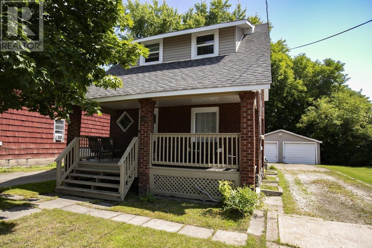 394 Charles St, Sault Ste. Marie, Ontario  P6C 3L3 - Photo 2 - SM252285