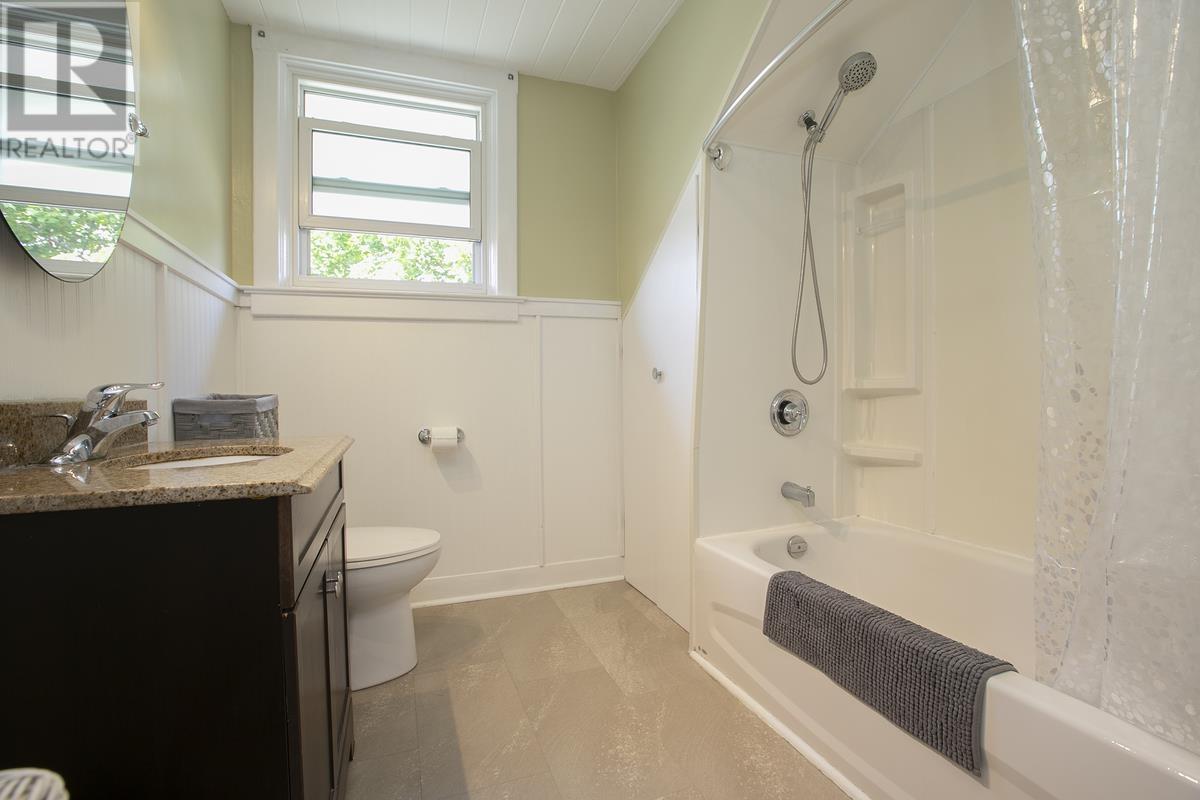 394 Charles St, Sault Ste. Marie, Ontario  P6C 3L3 - Photo 35 - SM252285