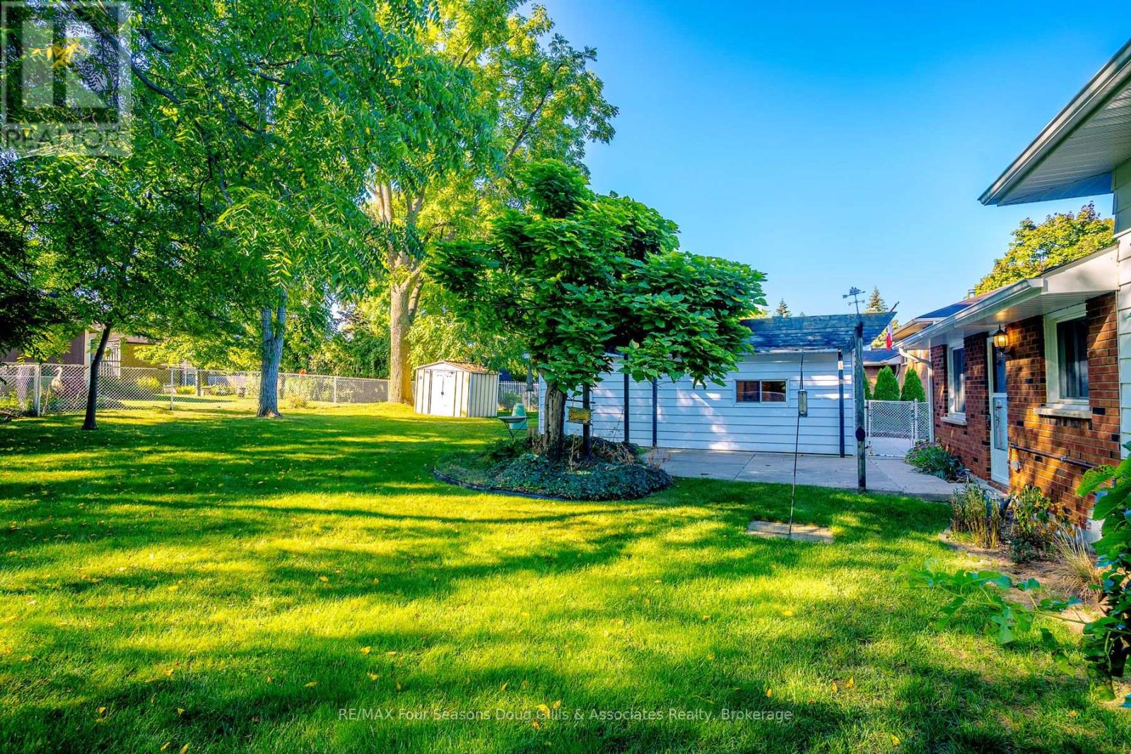 10 Lockhart Road, Collingwood, Ontario  L9Y 4B5 - Photo 27 - S12418116